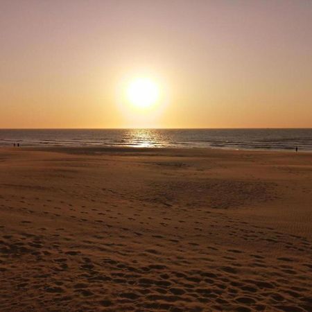 Comfortable Apartment In Oostende With Sea Views Εξωτερικό φωτογραφία