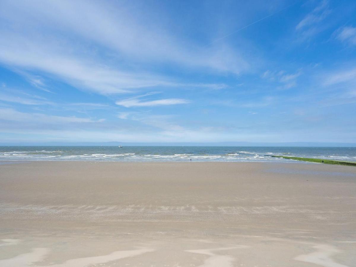 Comfortable Apartment In Oostende With Sea Views Εξωτερικό φωτογραφία